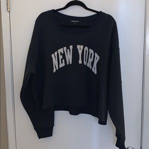 COPY - Oversized NewYork Cropped Crewneck